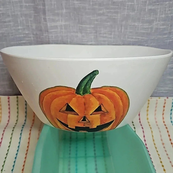 Rae Dunn Other - RAE DUNN BOWL